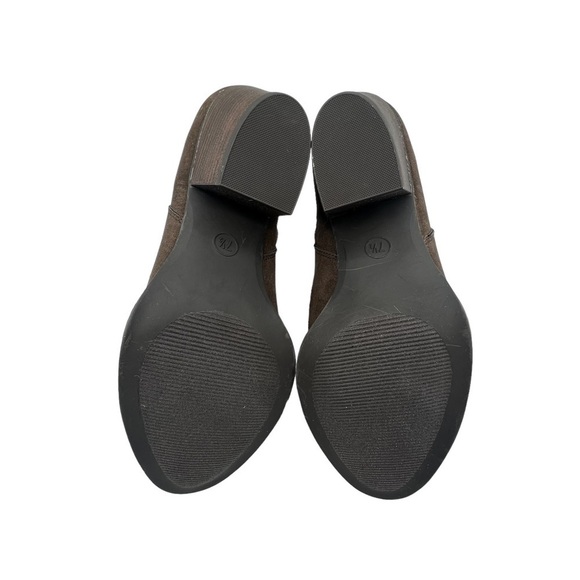 Mossimo Supply Co. Brown Suede Heeled Ankle Boots Size 7 1/2 Women's - Picture 9 of 9